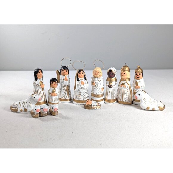 Vintage Mexican Folk Art pottery Nativity set 14 pcs complete handmade Christmas - Picture 1 of 10